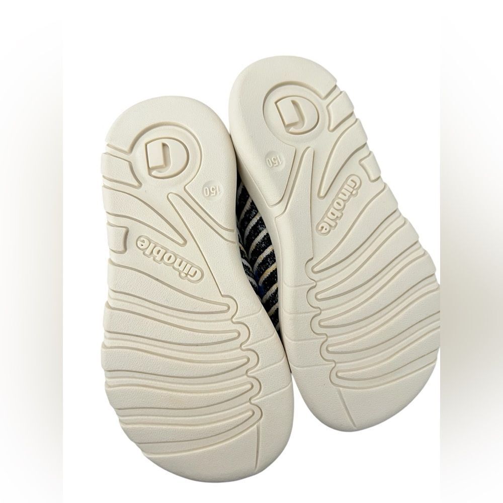 💘GINOBLE Kids Blue and Yellow Shoes size 8 - Picture 3 of 6